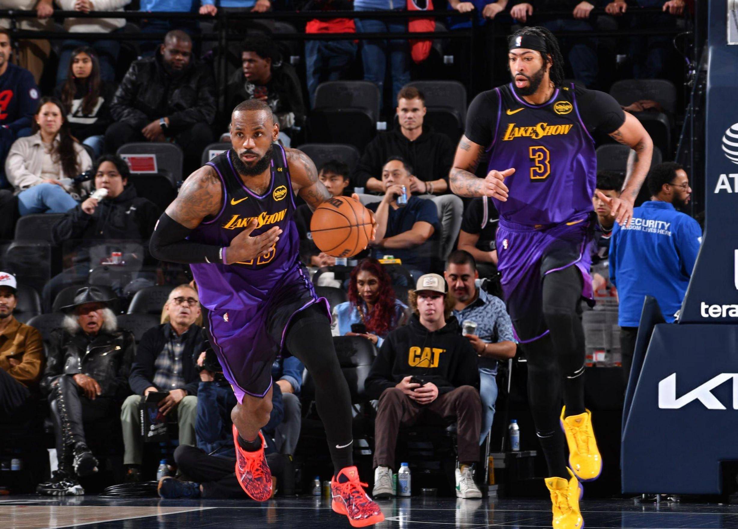 九游体育-洛杉矶快船发布备战花絮，关键时刻迎来里程碑，欧联任务艰巨，高层口径保持一致的简单介绍