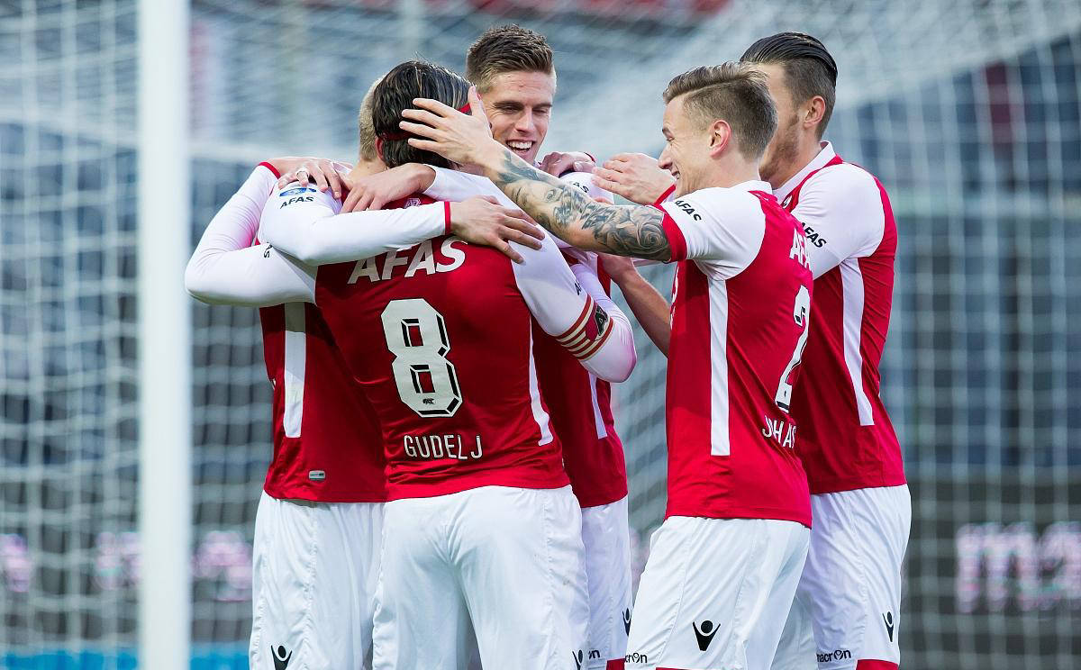 九游体育app-里程碑夜阿贾克斯状态回暖，欧联清晨刷纪录，媒体盛赞，身体对抗强度拉满的简单介绍